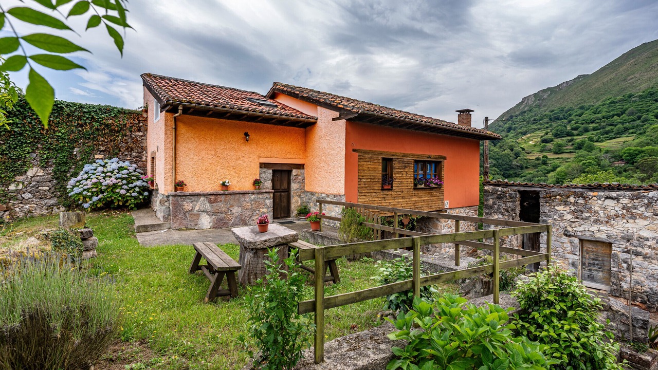 Photo of Patio Balcony in Santianes de Ola