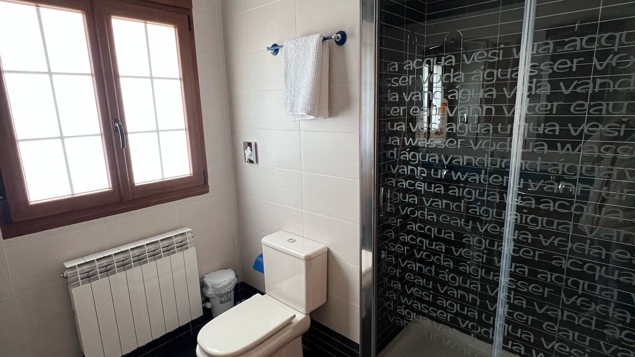 Photo of Bathroom in Palacios de la Sierra