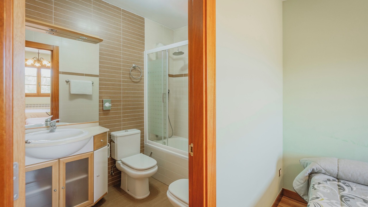 Photo of Bathroom in Palacios de la Sierra
