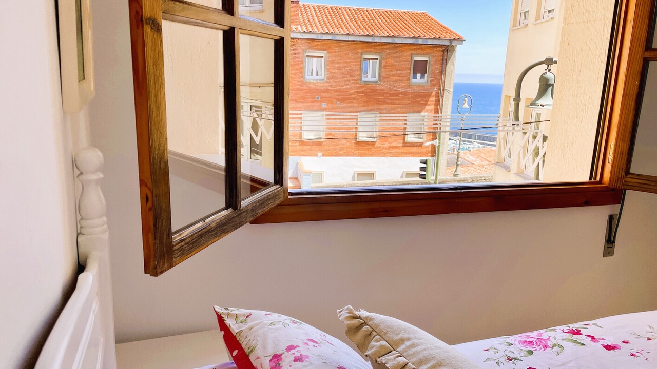 Photo of Bedroom in Lastres