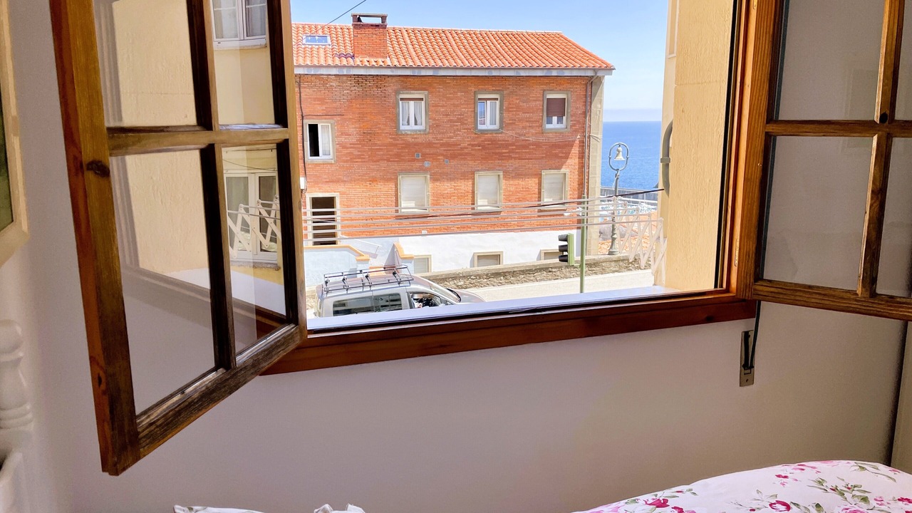 Photo of Bedroom in Lastres