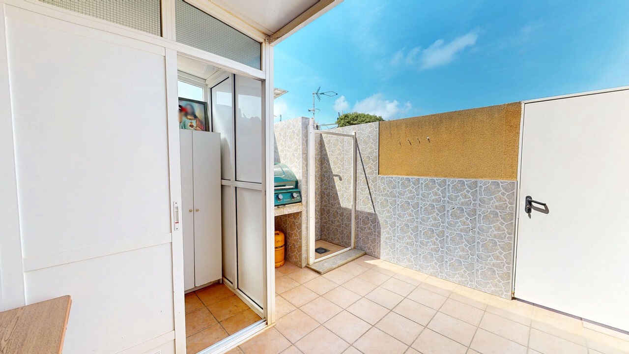 Photo of Patio Balcony in Los Nietos