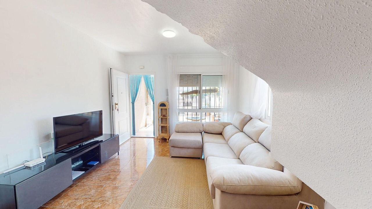 Photo of Livingroom in Los Nietos