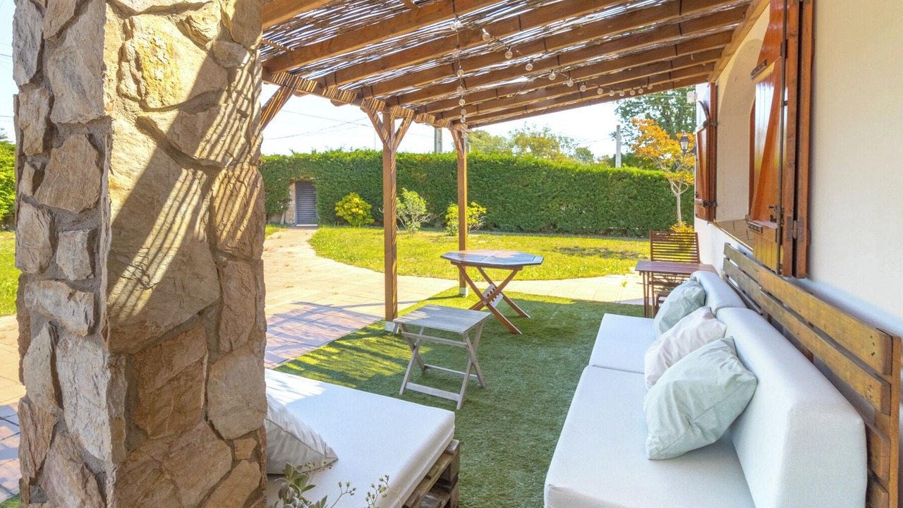 Photo of Patio Balcony in Can Carbonell