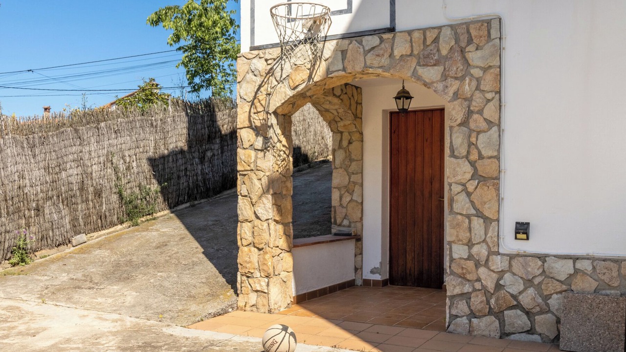 Photo of Outdoor in Can Carbonell