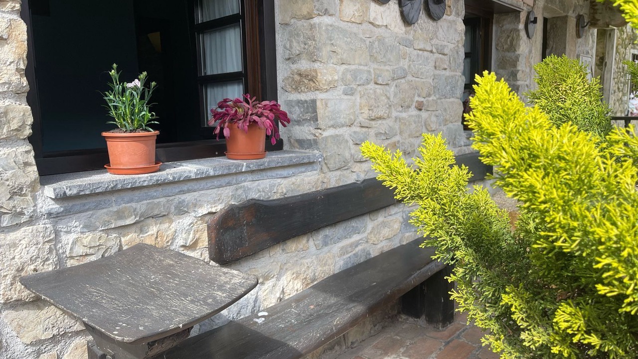 Photo of Outdoor in Llerandi