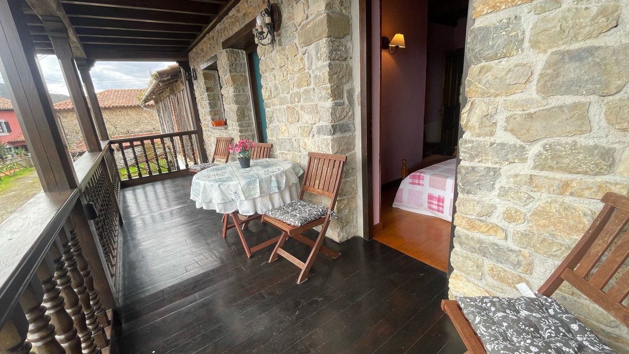 Photo of Patio Balcony in Llerandi