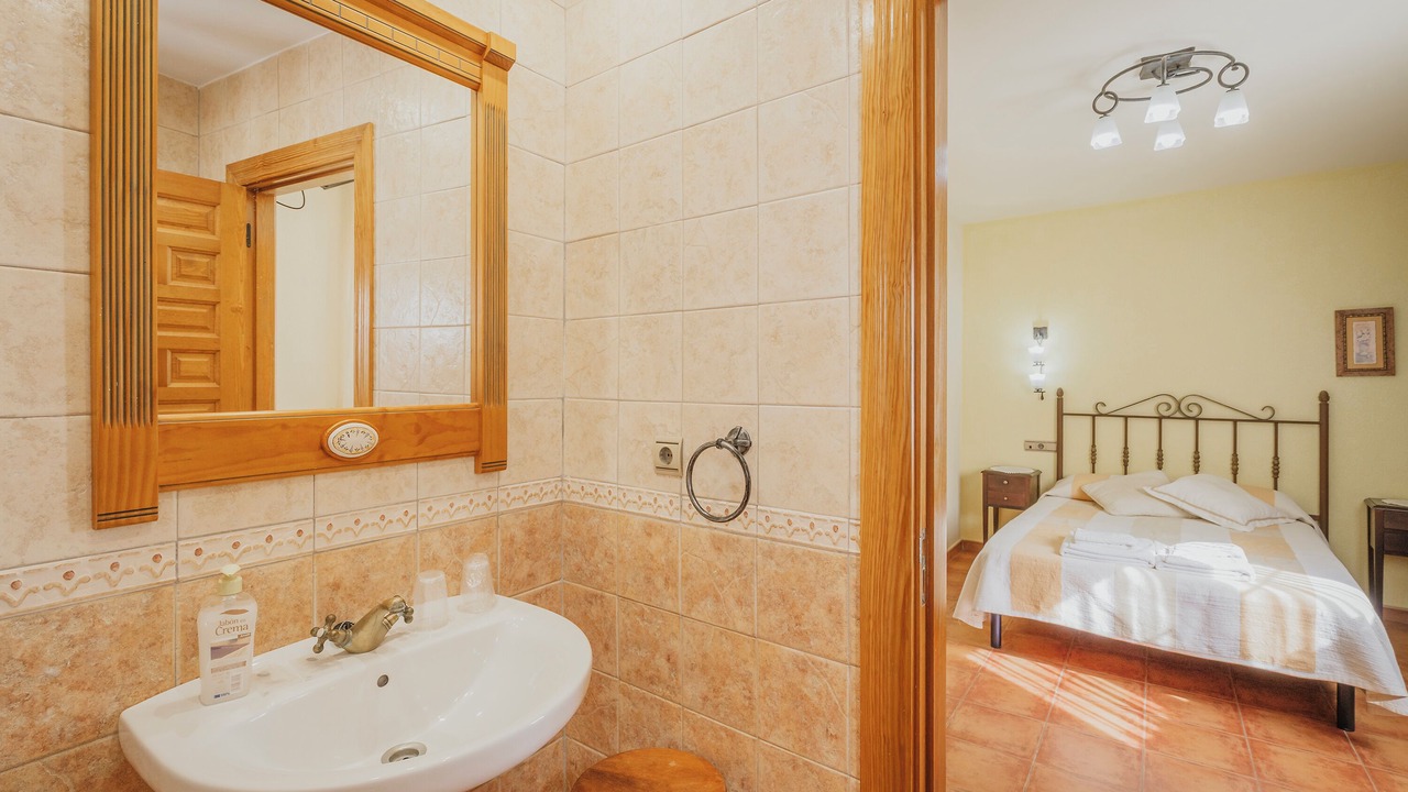 Photo of Bathroom in Ampudia