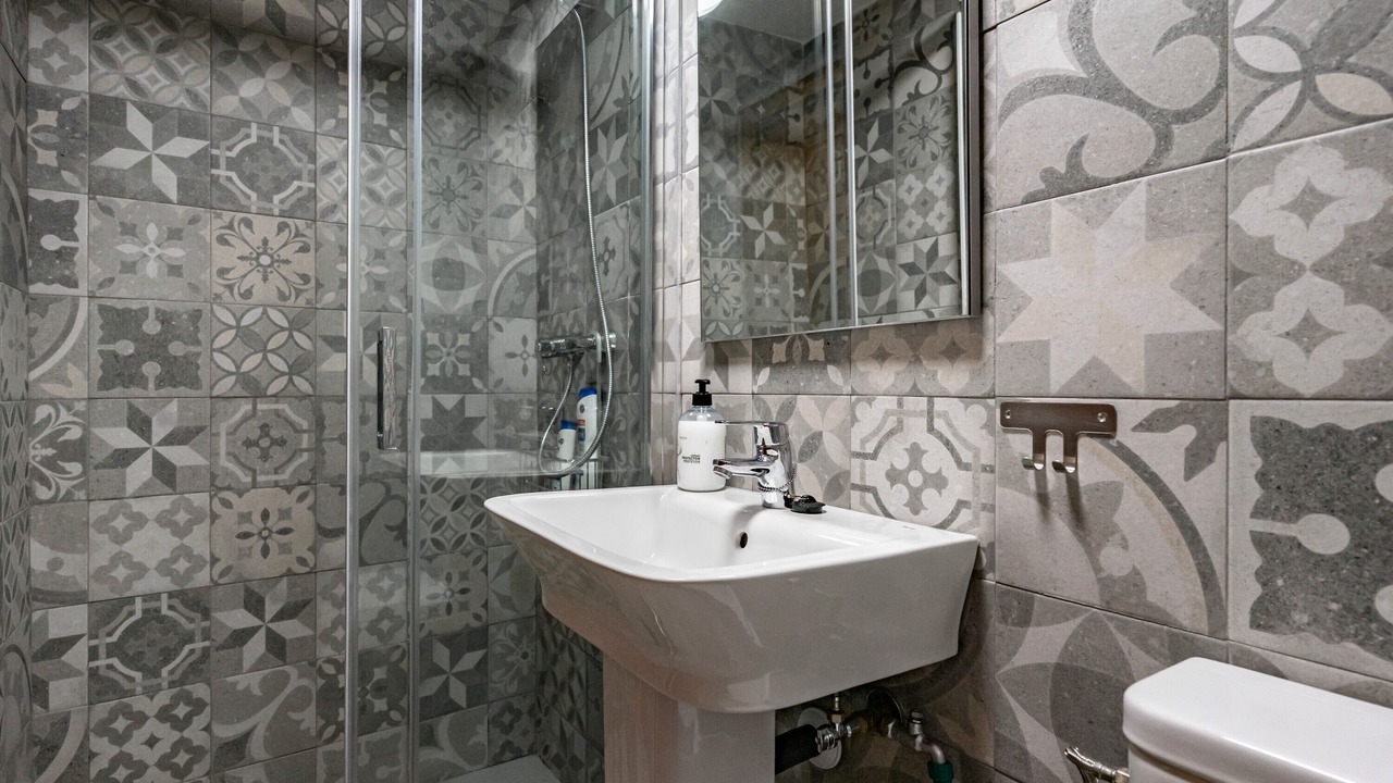 Photo of Bathroom in Sales
