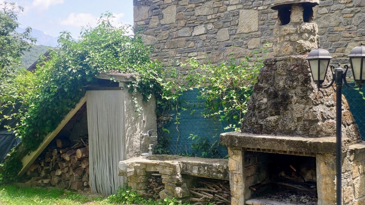 Photo of Outdoor in Sarratillo