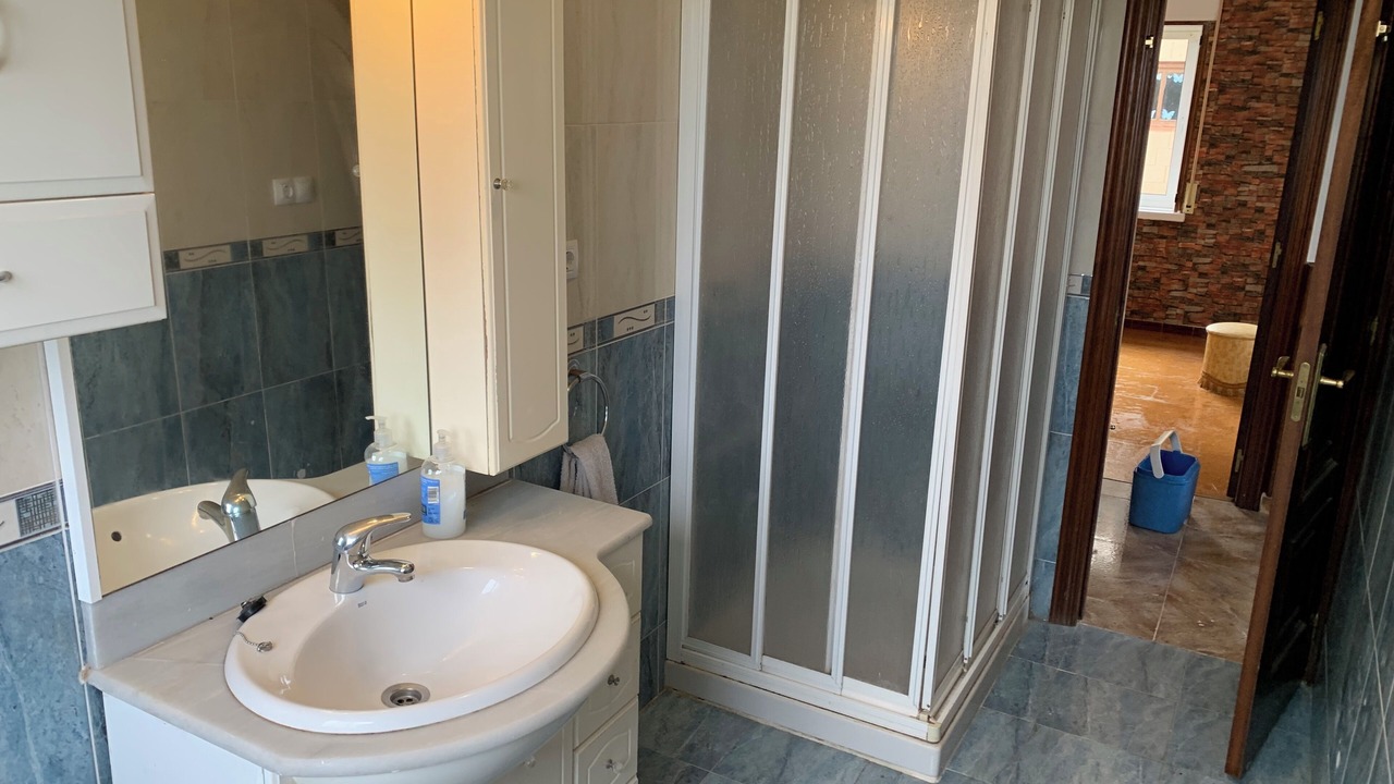 Photo of Bathroom in Burela