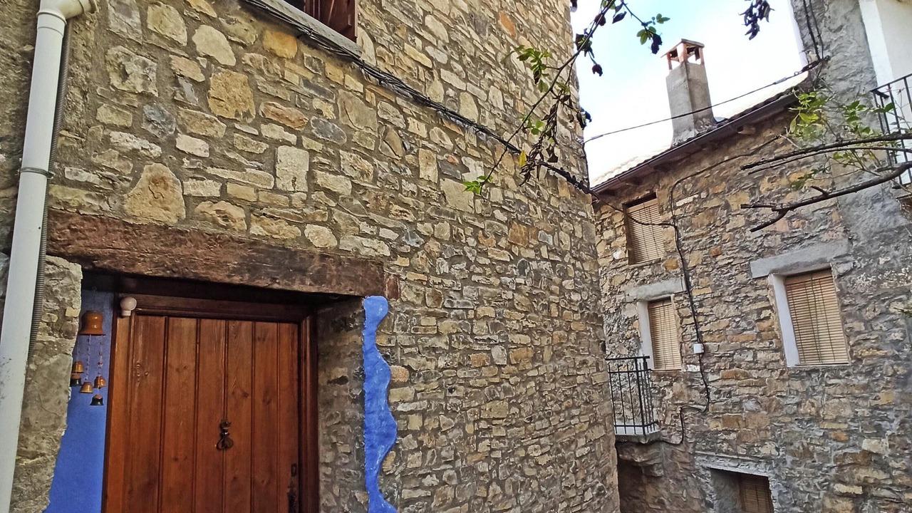 Photo of Others in Belsierre