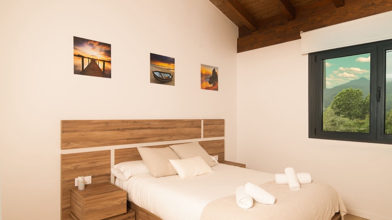 Photo of Bedroom in Parres Municipality