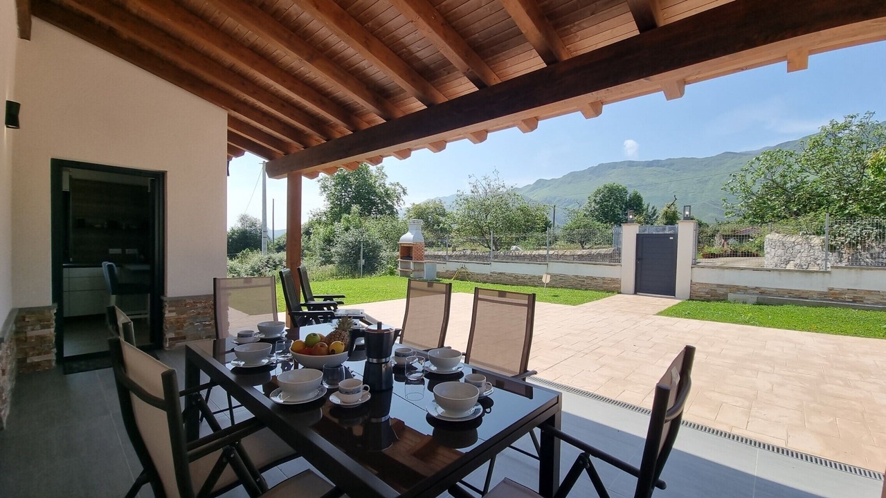Photo of Outdoor in Parres Municipality