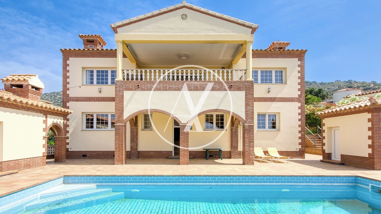 Photo of Outdoor in Palau-Saverdera