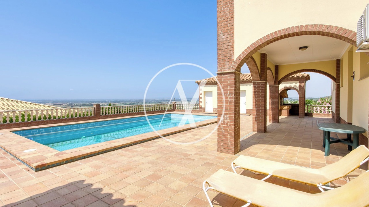 Photo of Outdoor in Palau-Saverdera