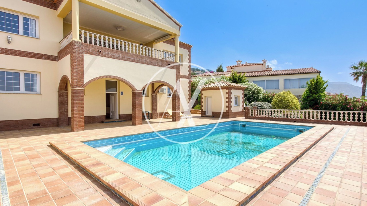 Photo of Outdoor in Palau-Saverdera