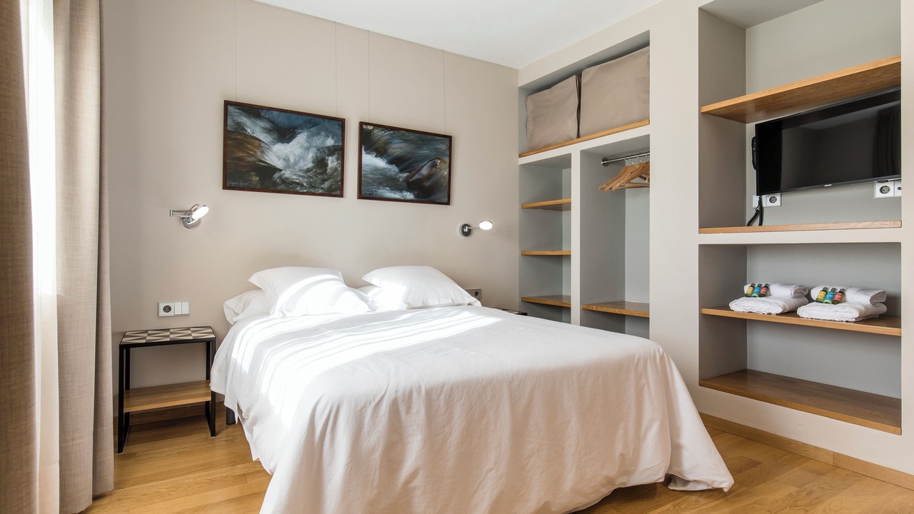 Photo of Bedroom in Preixens