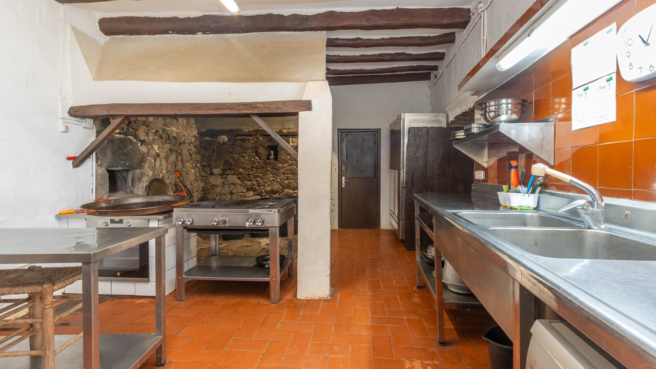 Photo of Kitchen in Camos