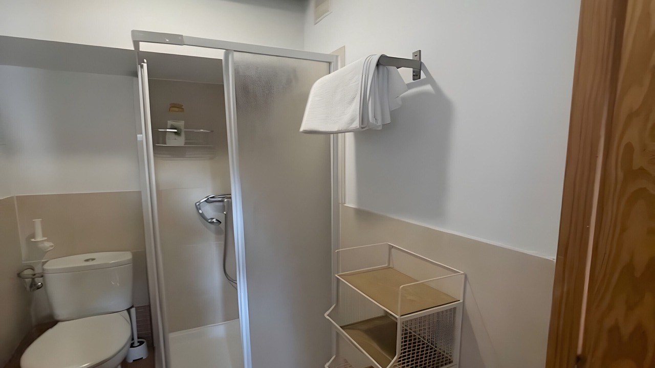 Photo of Bathroom in Andrin