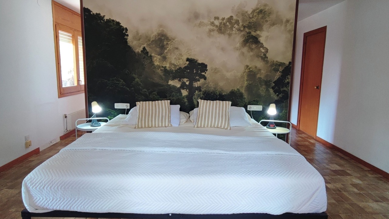 Photo of Bedroom in Canoves