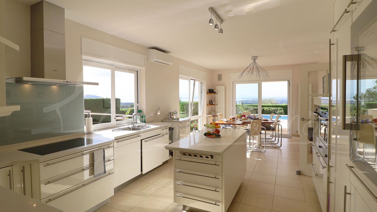 Photo of Kitchen in Palau-Saverdera