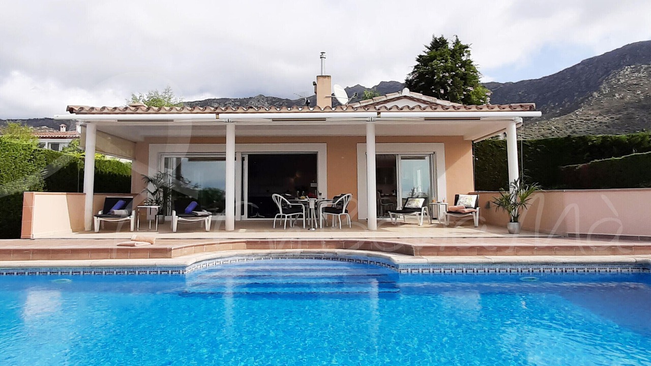 Photo of Outdoor in Palau-Saverdera