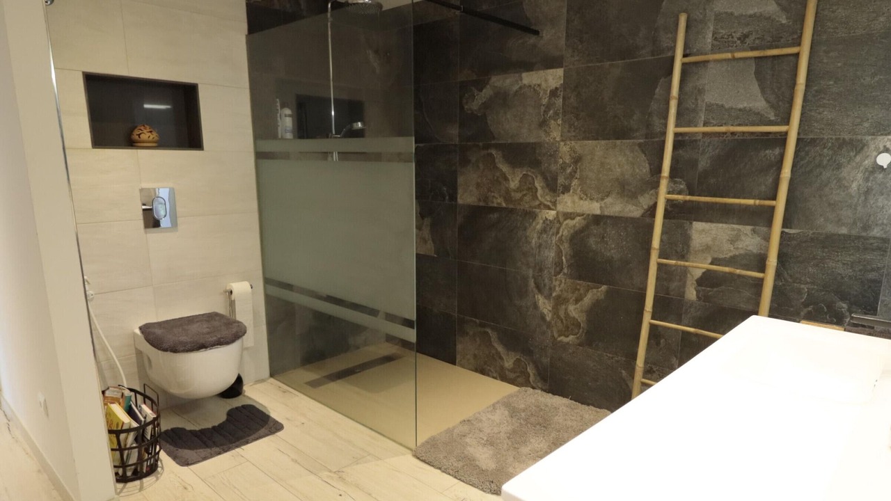 Photo of Bathroom in El Mas Isaac