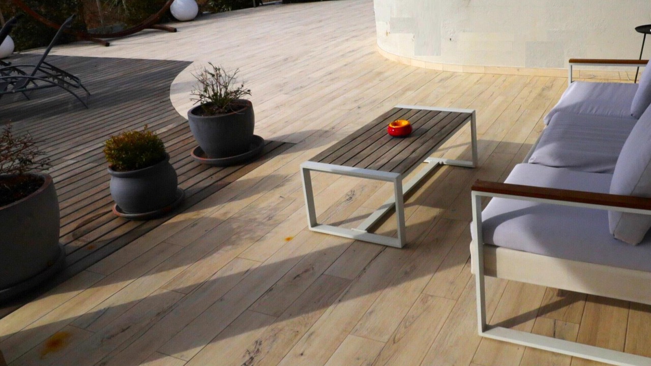 Photo of Patio Balcony in El Mas Isaac