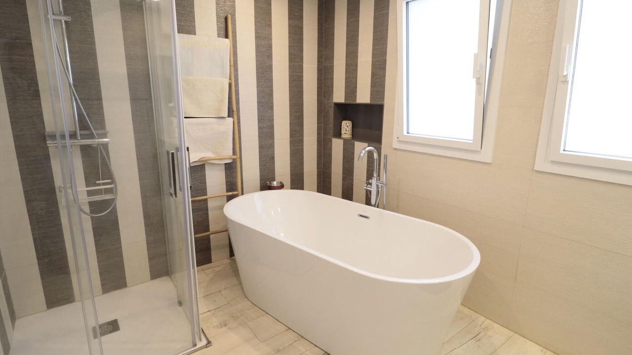 Photo of Bathroom in El Mas Isaac