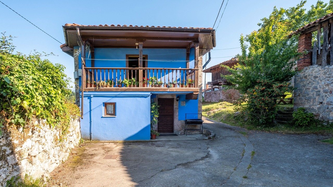 Photo of Outdoor in Labra