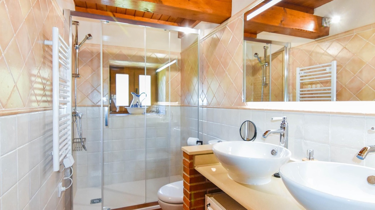 Photo of Bathroom in Cillorigo de Liebana