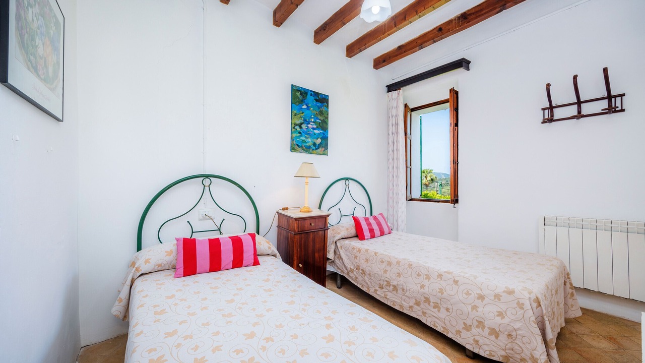 Photo of Bedroom in Biniaraix