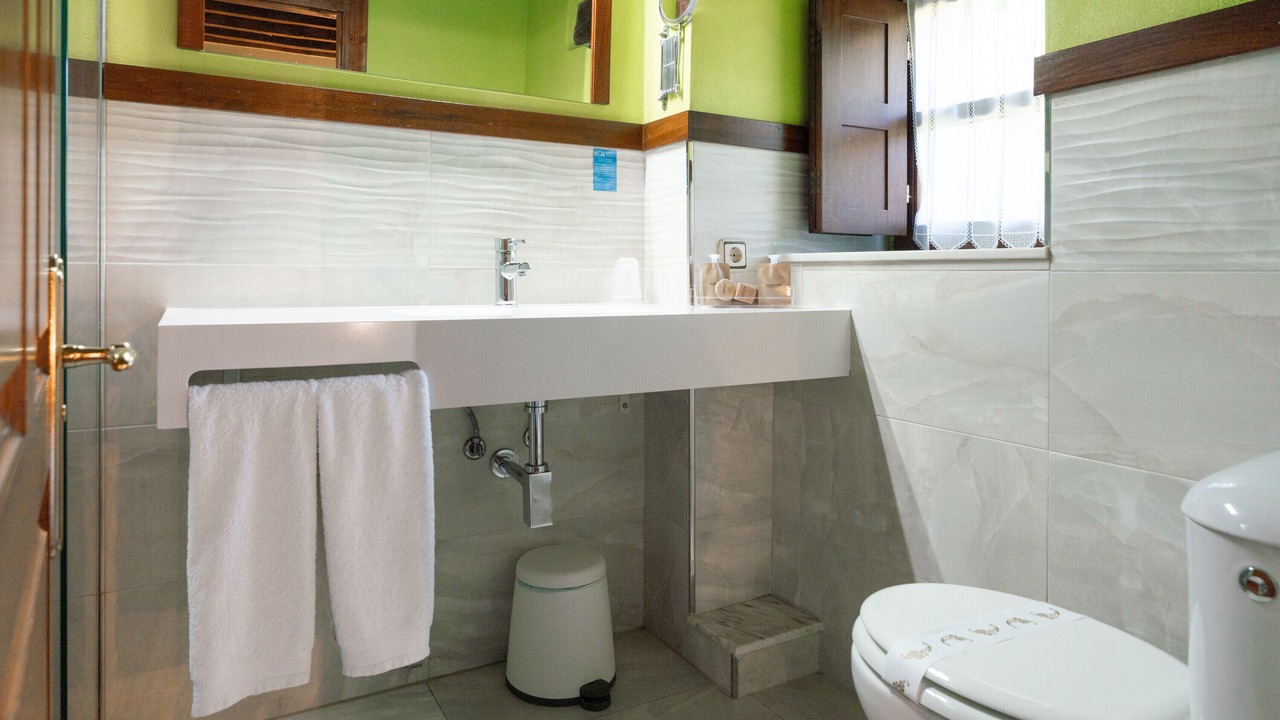 Photo of Bathroom in Santianes de Ola