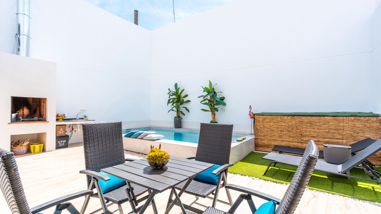Photo of Outdoor in Catral