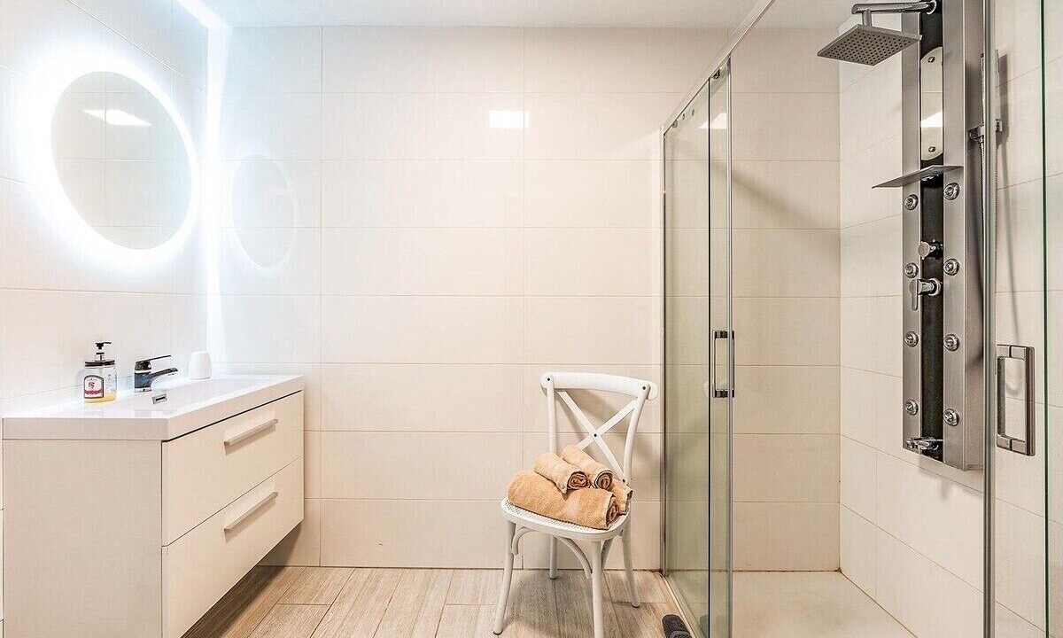 Photo of Bathroom in Torrequebrada