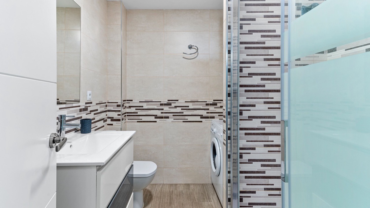 Photo of Bathroom in Torrequebrada