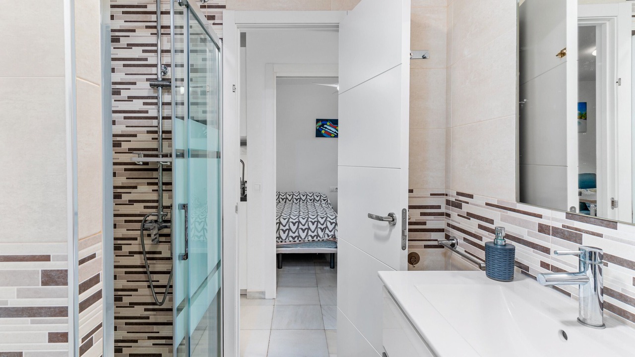 Photo of Bathroom in Torrequebrada