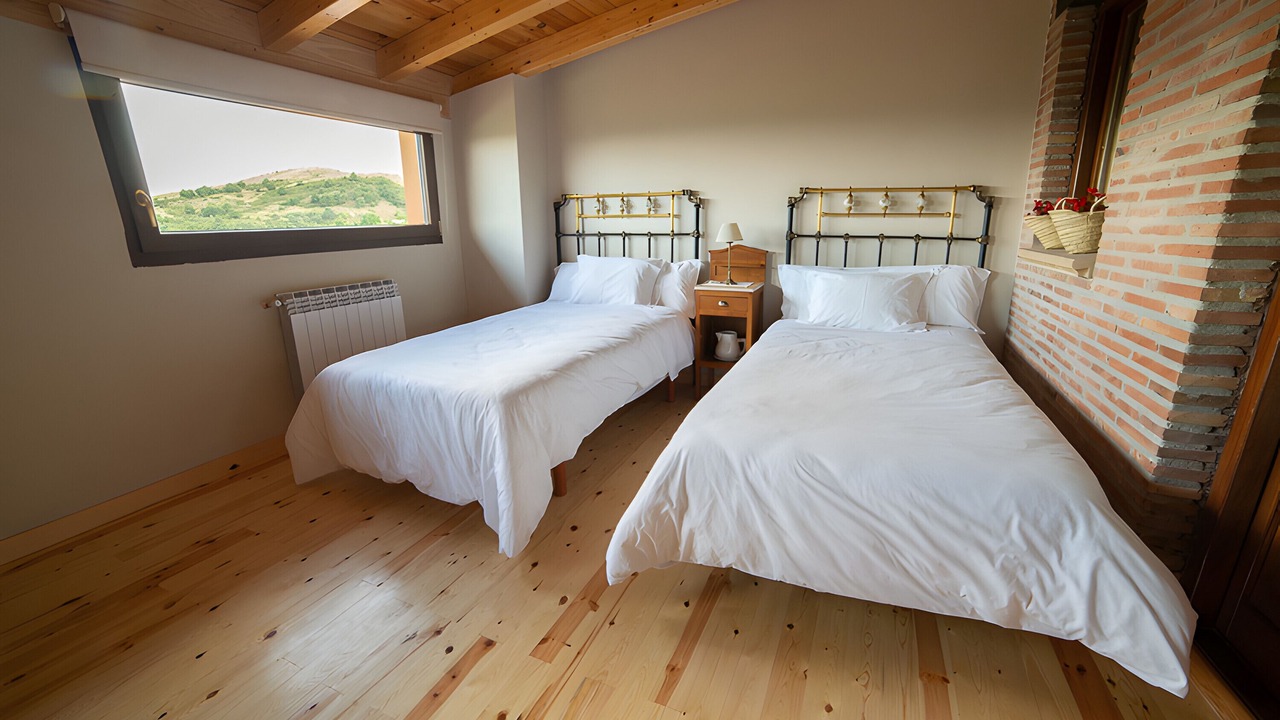 Photo of Bedroom in Pinilla de los Barruecos