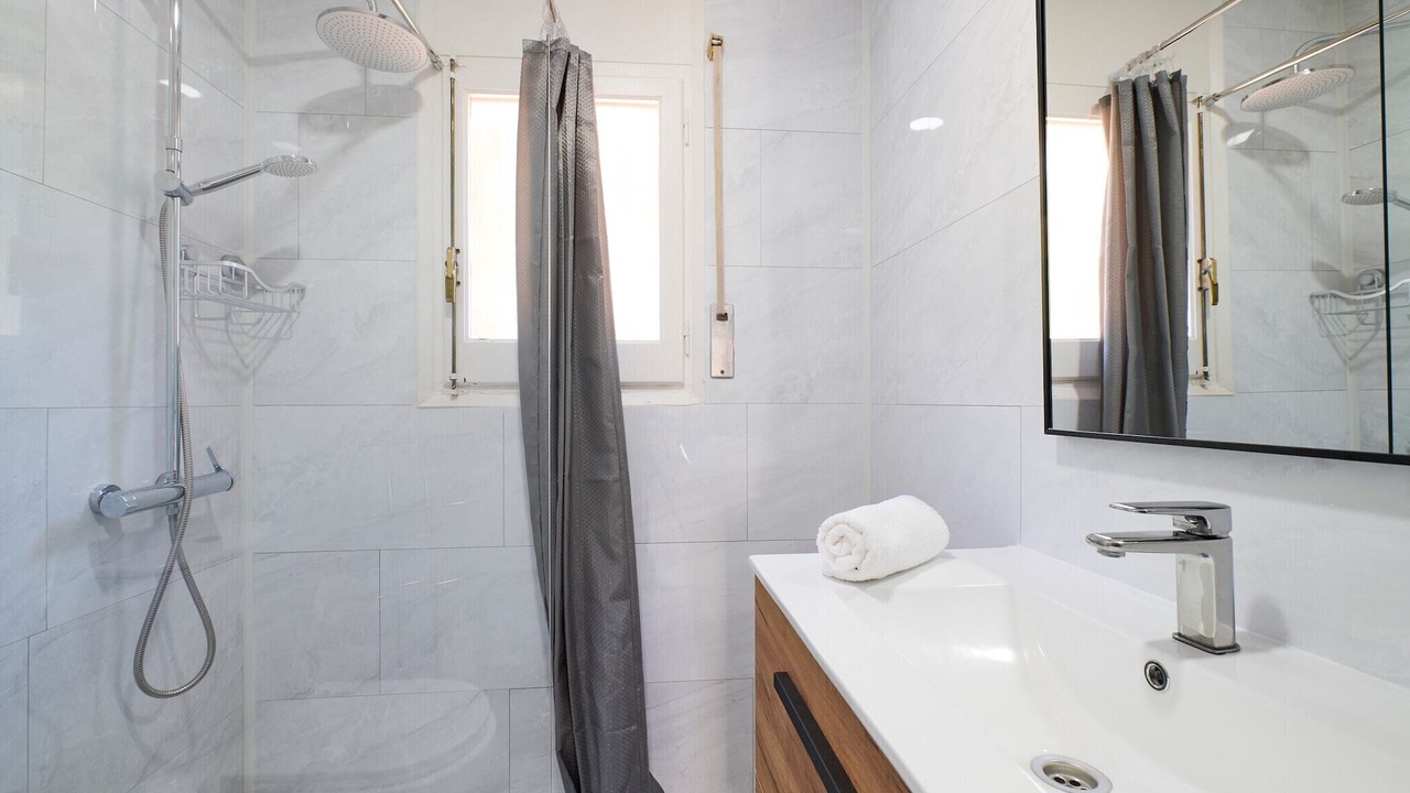 Photo of Bathroom in Lloret Blau