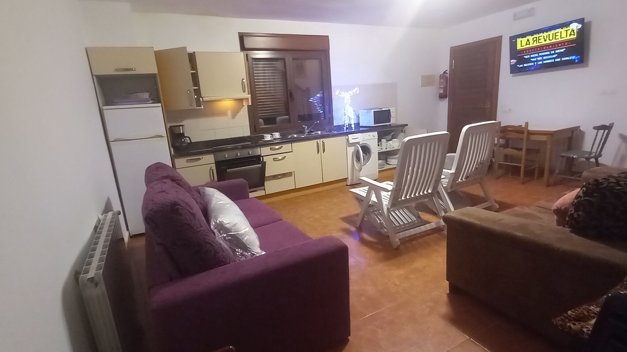 Photo of Livingroom in Poo