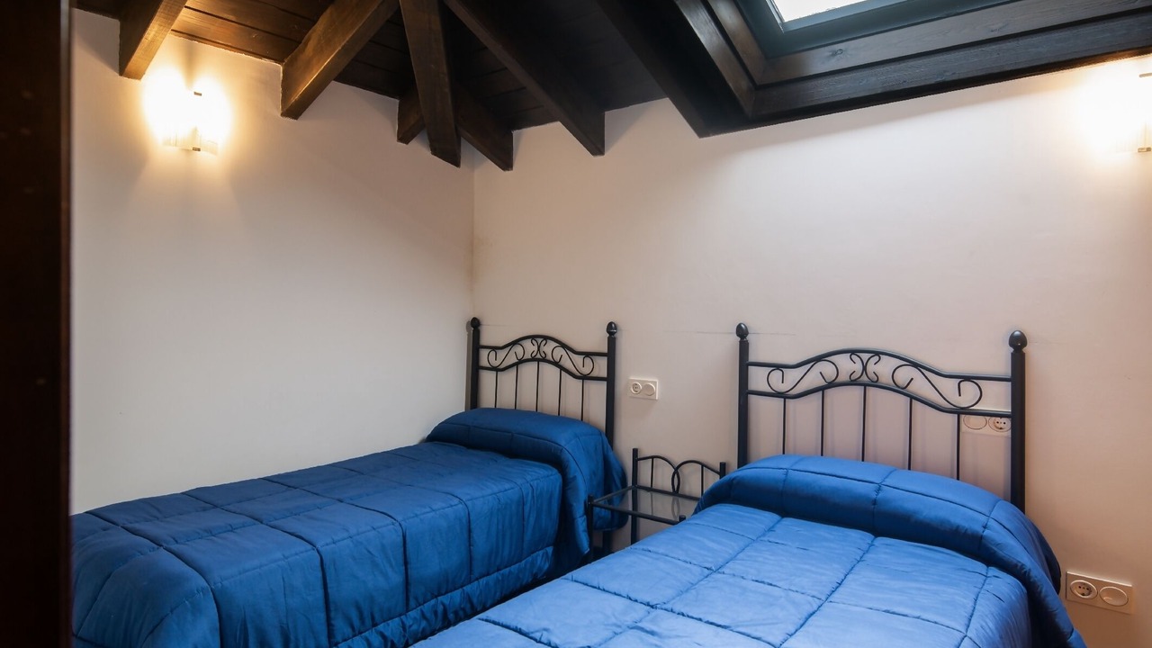 Photo of Bedroom in Noriega