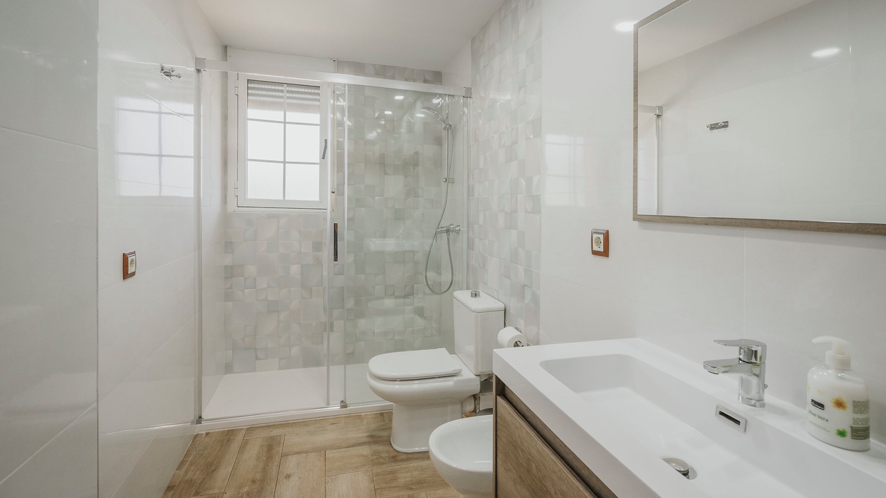 Photo of Bathroom in Castro de Fuentiduena