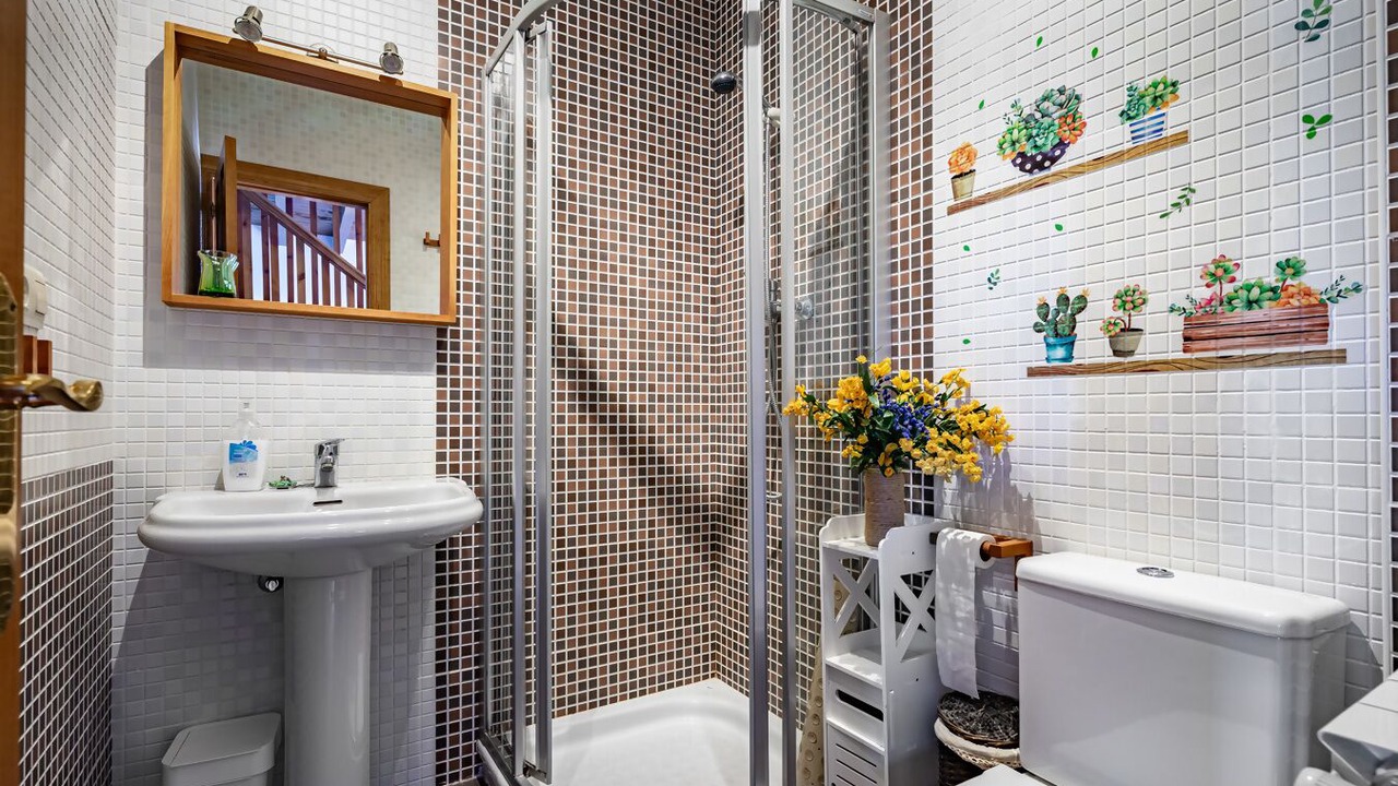 Photo of Bathroom in Linares