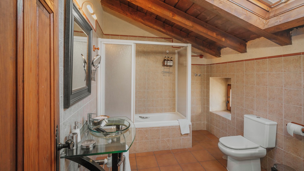 Photo of Bathroom in Mozoncillo