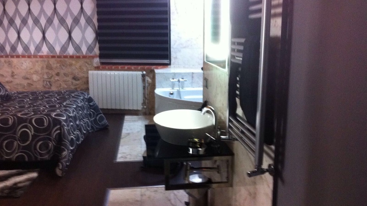 Photo of Bathroom in Pradena