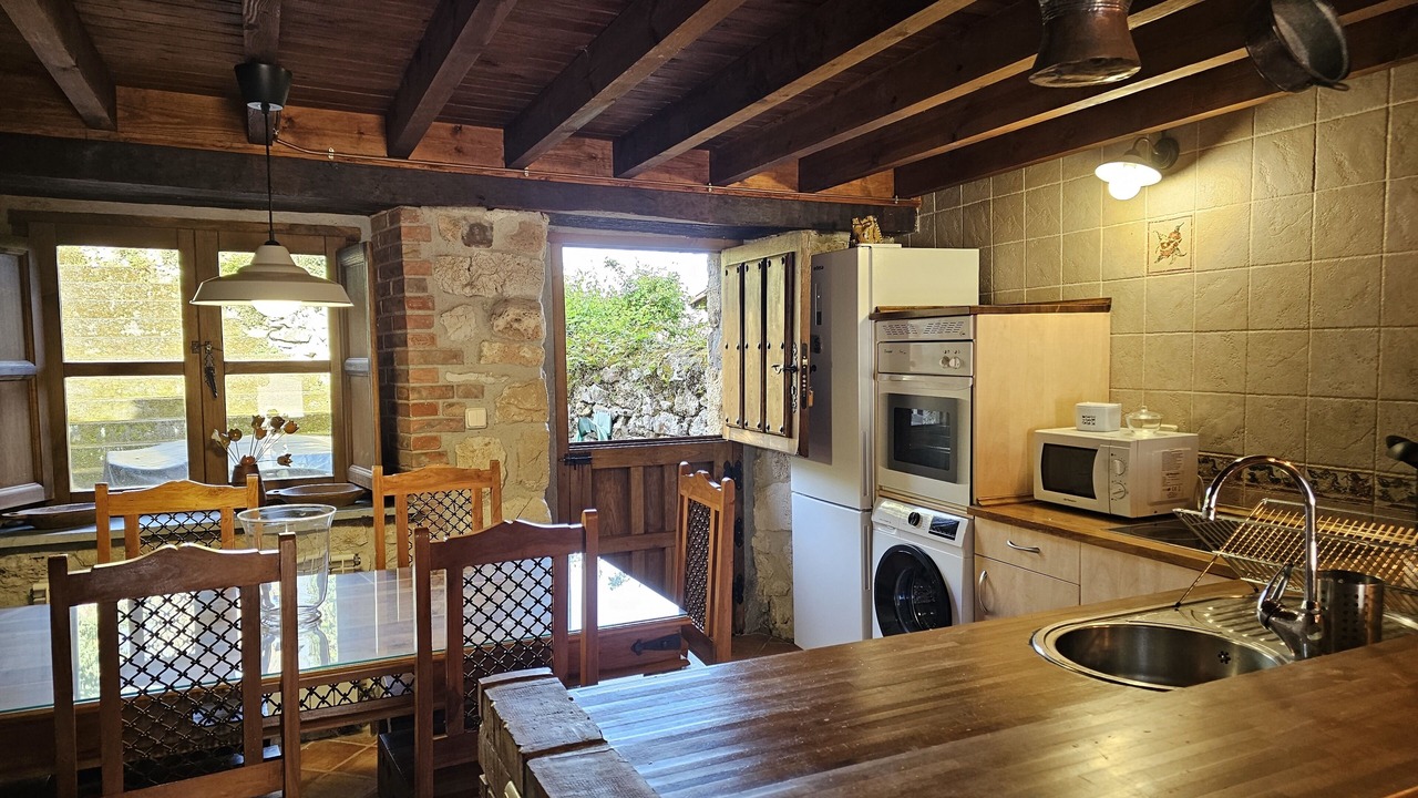 Photo of Kitchen in Onis