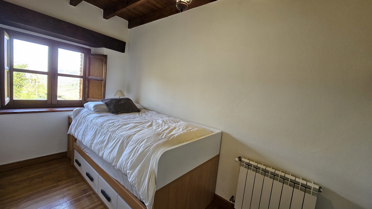 Photo of Bedroom in Onis