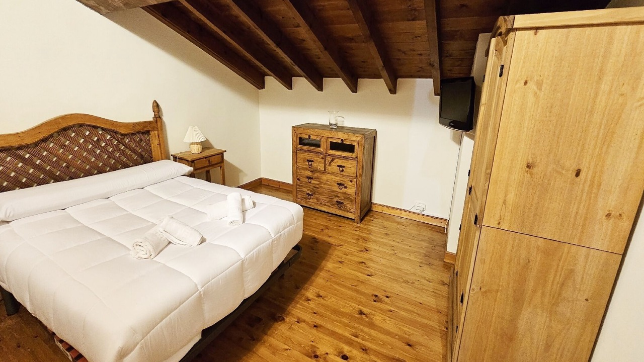 Photo of Bedroom in Onis
