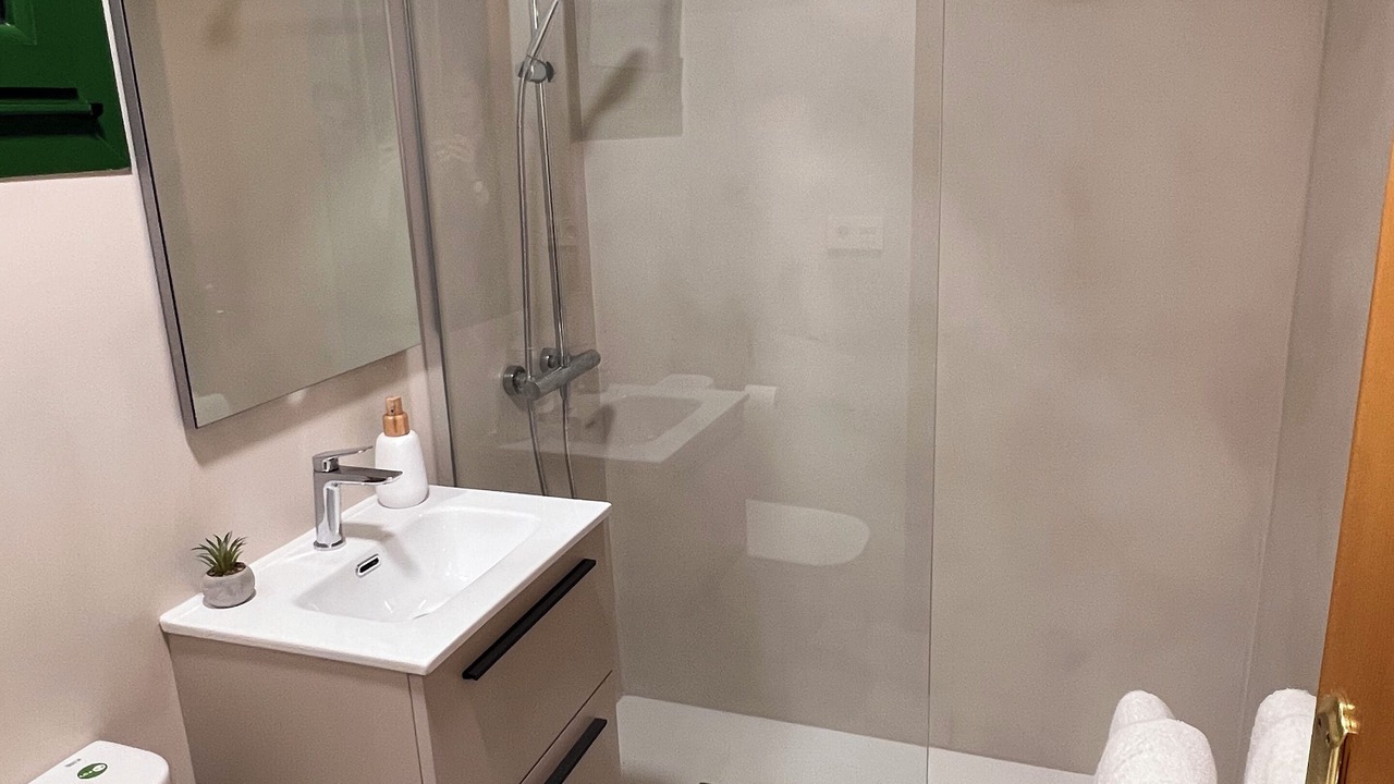 Photo of Bathroom in Luarca